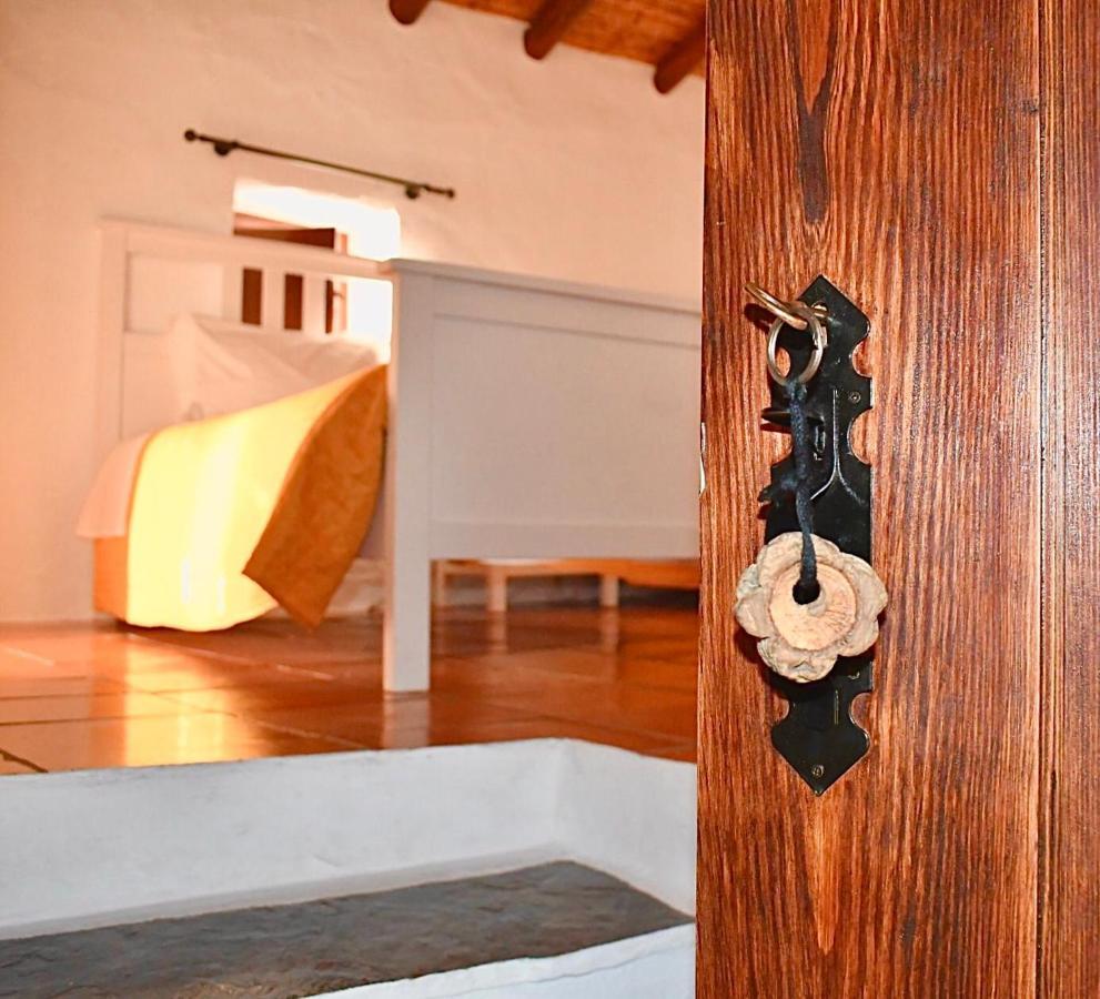 モンサラズ Casa D' Santiagoゲストハウス エクステリア 写真